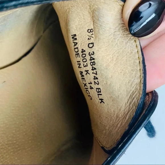 Frye Oliver Oxford in Black - Picture 7 of 9